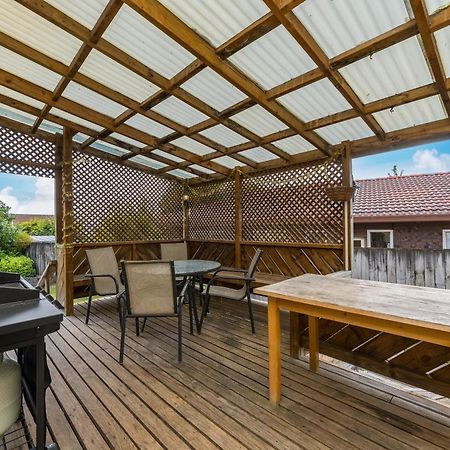 The Family Hub Villa Taupo Ngoại thất bức ảnh